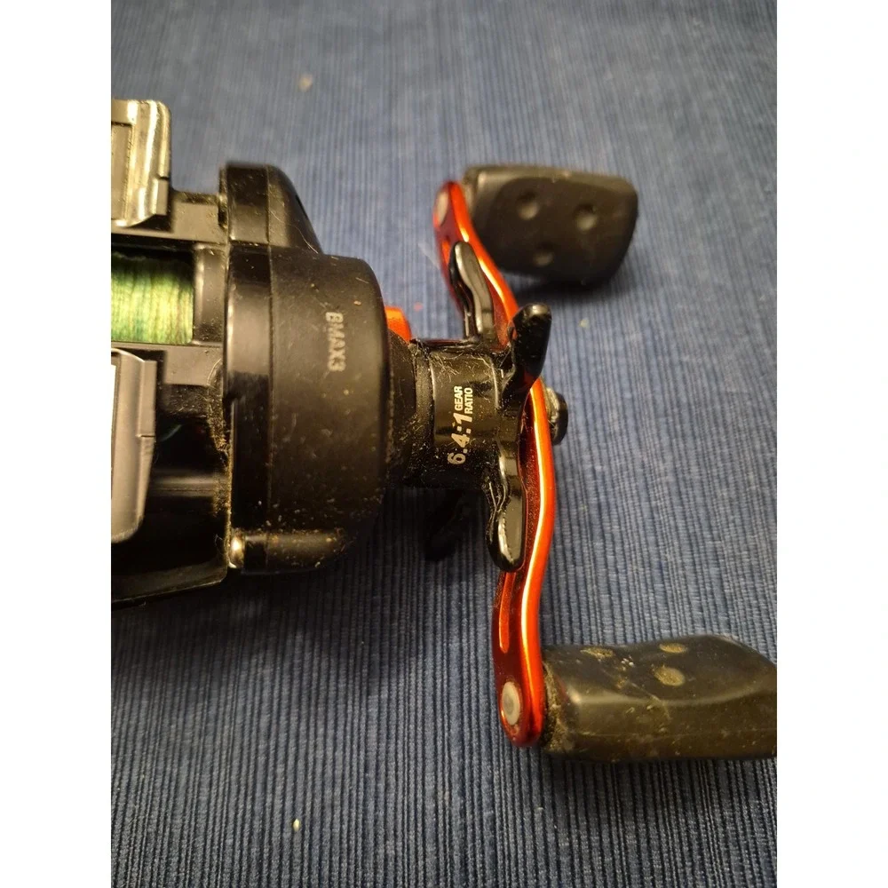 Abu Garcia Black Max 3 Right Hand Baitcast Fishing Reel - BMAX3